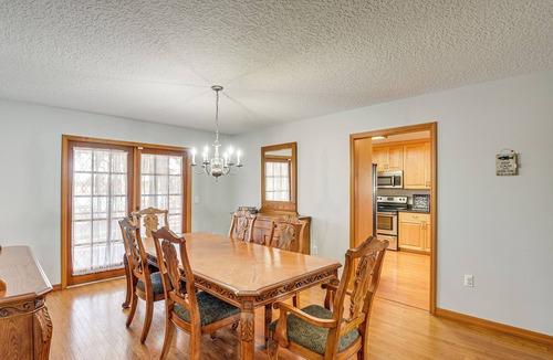 Umatilla House | Lake Smith Getaway w/Dock: Families Welcome!