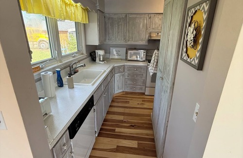 Manitou Beach-Devils Lake House | Lake House at Manitou Beach