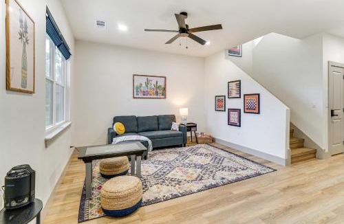 Lone Star House | Lake-View Retreat w/Games & Yard in Daingerfield