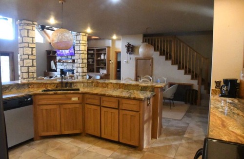 Texanna House | Lakefront 4 bedroom, 4 bath Porum Landing retreat plus bunk room beautiful views