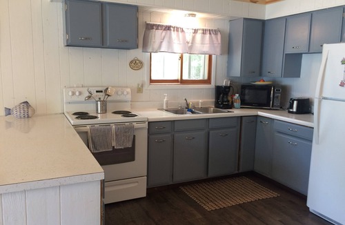 Kincheloe Cottage | Lakefront Cottage on Munuscong Bay in the beautiful Upper Peninsula