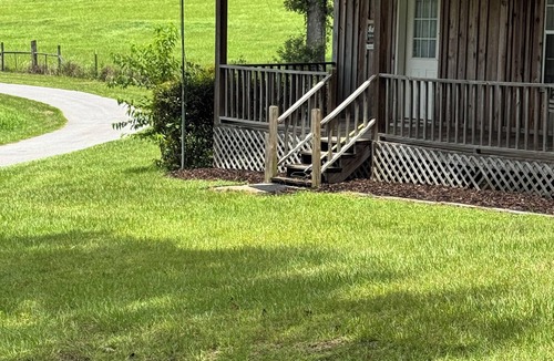 Lucedale Cabin | Lakefront country cabin near Lucedale , MS