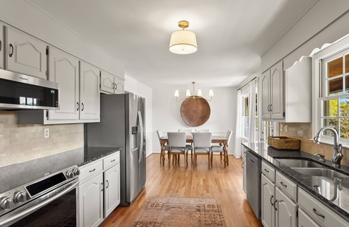 Northport House | Lakefront Escape Dock & Porch Near UA Gameday