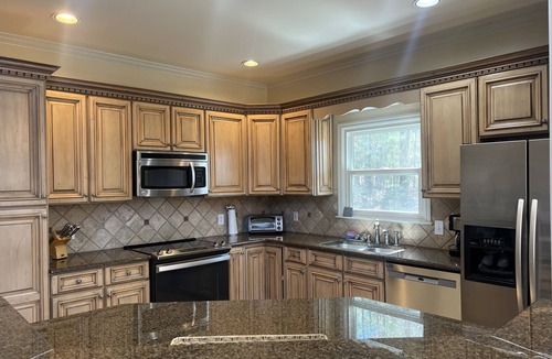 Shady Bay House | Lakefront Family Home on Lake Martin with Private Boat Launch
