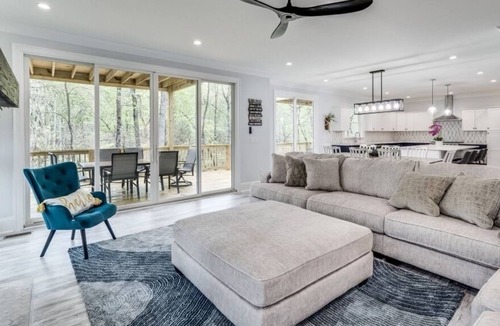 Winchester House | Lakefront Home w/ Private Dock & hot Tub in Secluded Cove!