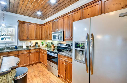 Jacksons' Gap House | Lakefront Jacksons’ Gap Retreat w/Grill & Dock!