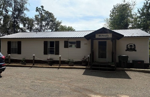 Milledgeville House | Lakefront Property Fish, Cook and EAT! Swim, Float, Relax