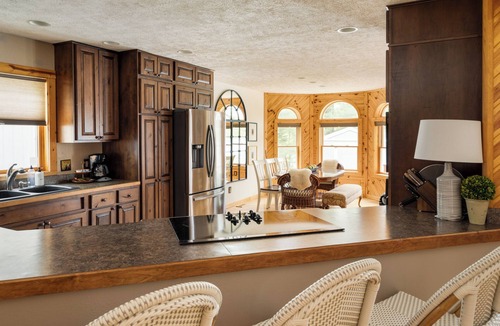 Kalkaska Cabin | Lakefront Sunset ORV Trail Hot Tub Dogs OK