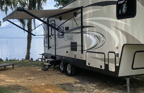 Seville House | Lakeside 26' Cougar Fifth Wheel on Lake George