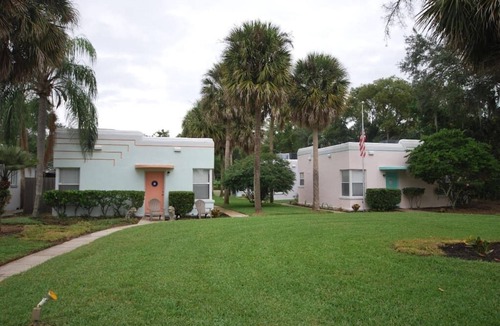 Lake Davis - Greenwood Cottage | Lakeside - Lake Davis Art Deco Cottage 5C