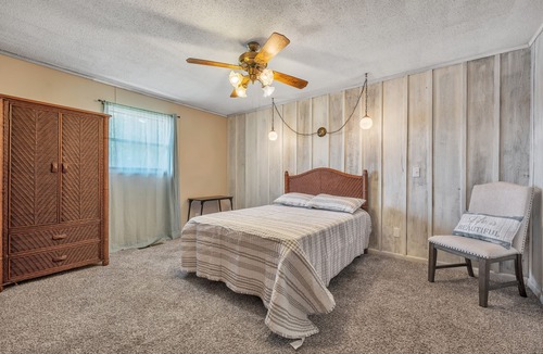 Blue Mountain House | Lakeside Paradise: 4BR Retreat on Neely Henry Lake by RedAwning