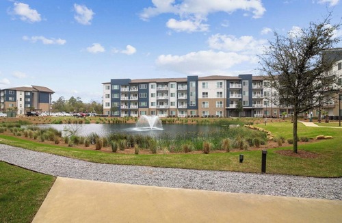 Northwest Pensacola Apartment | Landing | Amazing 1BD, Game Room, Gym