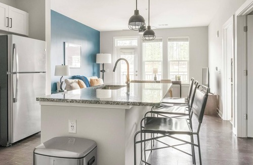 Mableton Apartment | Landing | Amazing 1BD, Gym, Pool