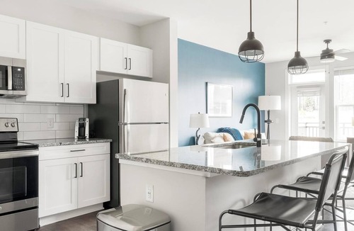 Mableton Apartment | Landing | Amazing 1BD, Gym, Pool