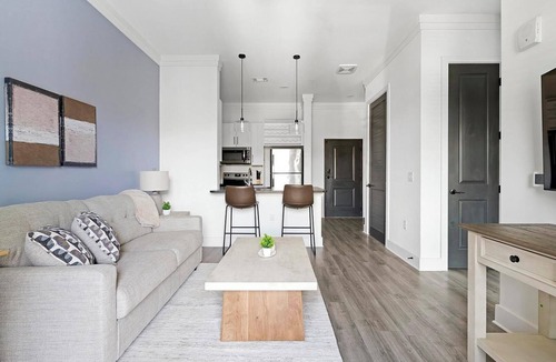 Pooler Apartment | Landing | Amazing 1BD, Yoga Studio, Gym