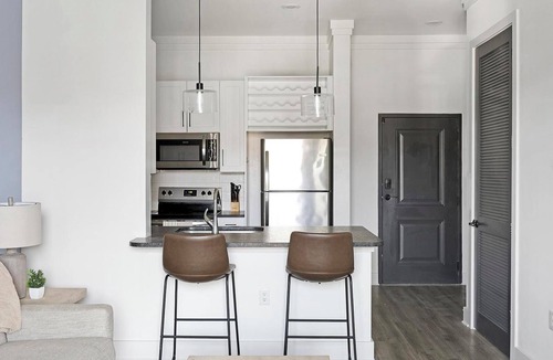 Pooler Apartment | Landing | Amazing 1BD, Yoga Studio, Gym