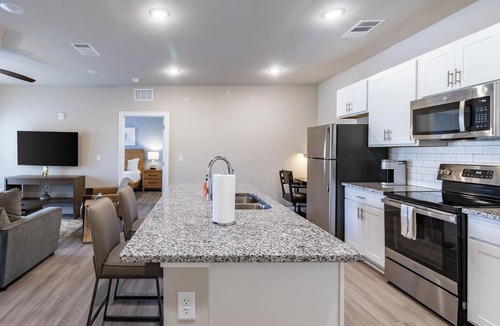 Crestview Apartment | Landing | Amazing 2BD, Gym, Game Room