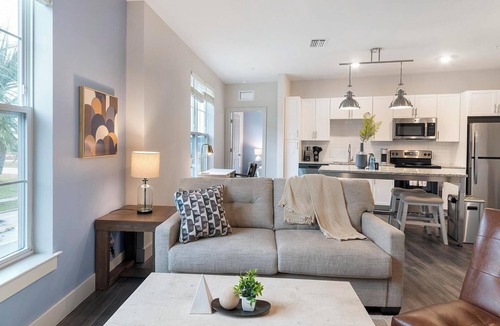 Florida Center Apartment | Landing | Amazing 2BD, Game Room, Gym