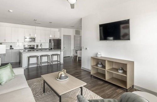 Sand Ridge Apartment | Landing at Estelle - 2 Bedrooms in West Homewood/Edgemont Park