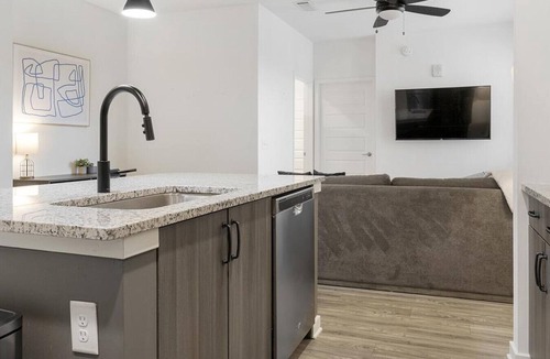 Mableton Apartment | Landing at The Eddy at Riverview - 1 Bedroom in West End