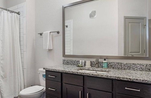 Mobile Apartment | Landing at Yester Oaks - 2 Bedrooms in West Mobile