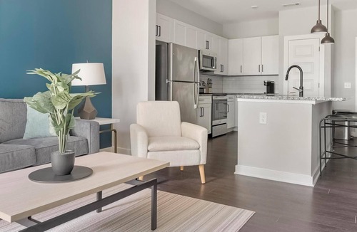 Mableton Apartment | Landing | Beautiful 1BD, Pool, Gym