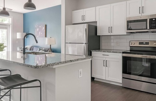 Mableton Apartment | Landing | Beautiful 1BD, Pool, Gym