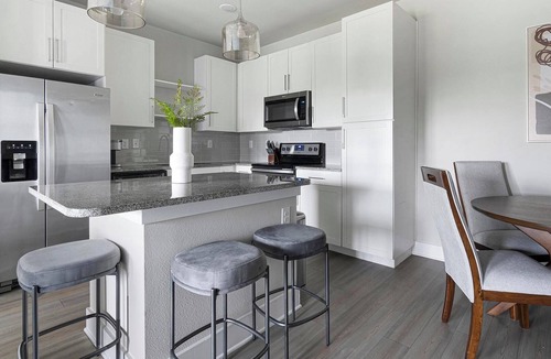 St. Johns Apartment | Landing | Beautiful 2BD, Gym
