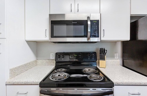 Tallahassee Apartment | Landing | Beautiful 2BD, Gym, Clubhouse