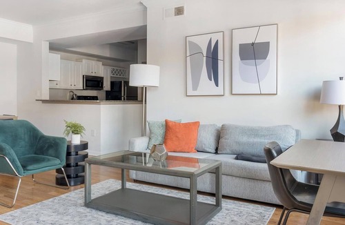 Piedmont Heights Apartment | Landing | Beautiful 2BD, Gym, Pool