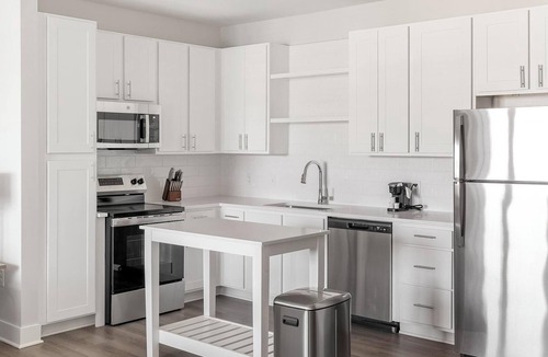 Belle Mina Apartment | Landing | Chic 1BD, Clubhouse, Pool