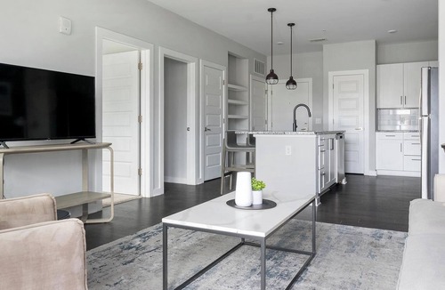 Mableton Apartment | Landing | Chic 1BD, Pool, Gym