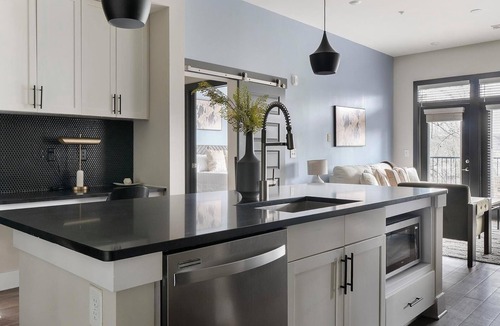 North Decatur Apartment | Landing | Chic 2BD, Clubhouse, Courtyard