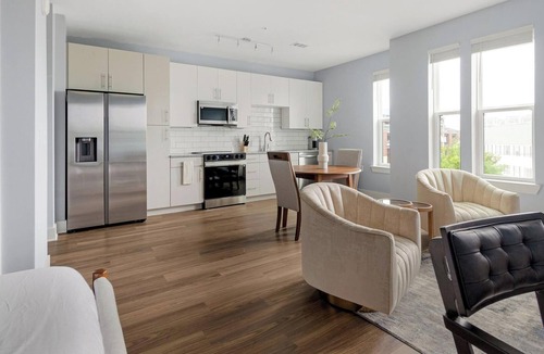 Sports Complex Apartment | Landing | Chic Studio, Clubhouse, Courtyard