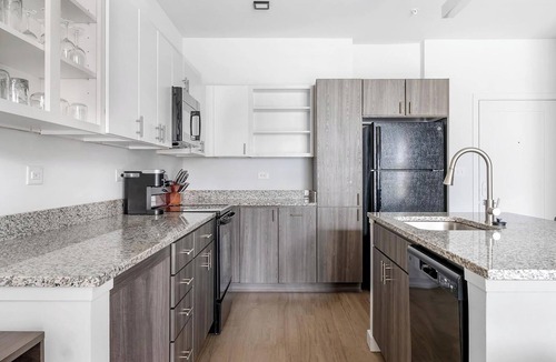 Decatur Apartment | Landing | Modern 1BD, Clubhouse, Game Room