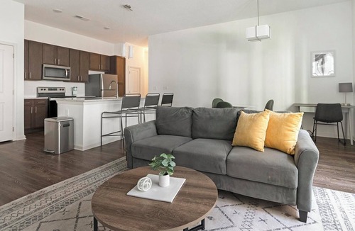 San Marco Apartment | Landing | Spectacular 1BD, Yoga Studio, Clubhouse