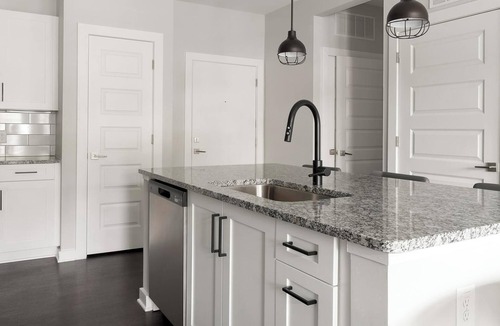Mableton Apartment | Landing | Spectacular 1BD, Gym, Pool