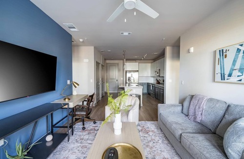 Pine Forest Apartment | Landing | Spectacular 2BD, Gym, Clubhouse
