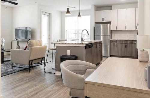 Mableton Apartment | Landing | Spectacular 3BD, Gym, Yoga Studio