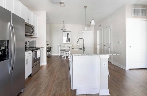 Ponte Vedra Apartment | Landing | Stunning 2BD, Pool, Gym
