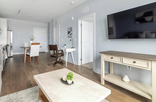 Sports Complex Apartment | Landing | Stylish 1BD, Clubhouse, Gym