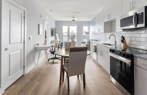 Sports Complex Apartment | Landing | Stylish 1BD, Clubhouse, Gym