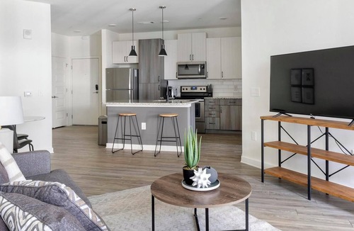 Mableton Apartment | Landing | Stylish 1BD, Gym, Yoga Studio