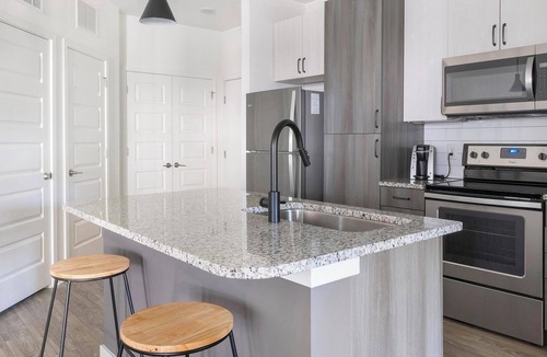 Mableton Apartment | Landing | Stylish 1BD, Gym, Yoga Studio