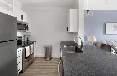 Pooler Apartment | Landing | Stylish 1BD, Gym, Yoga Studio
