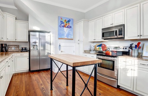 Tybee Island House | Large Beach View Tybee Home | Heated Pool Access