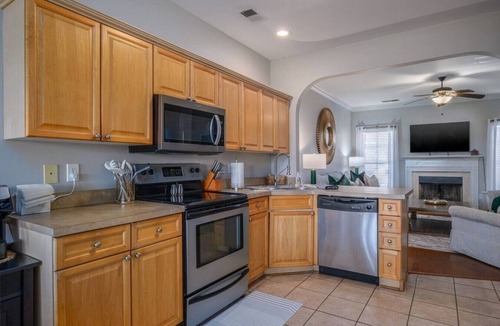 Hoover House | Large Home in Hoover minutes from the MET!