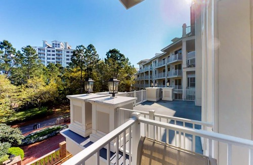 Baytowne Wharf Apartment | Lasata #3315
