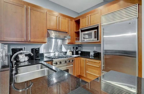 Baytowne Wharf House | Lavish Le Jardin Townhome in Baytowne Wharf- Pet Friendly!