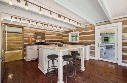 Franklin Cabin | Leipers Luxury Historic Franklin Retreat in heart of Leipers Fork